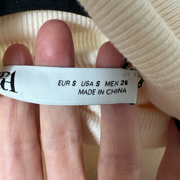 NWT Zara striped turtleneck - Picture 3 of 4
